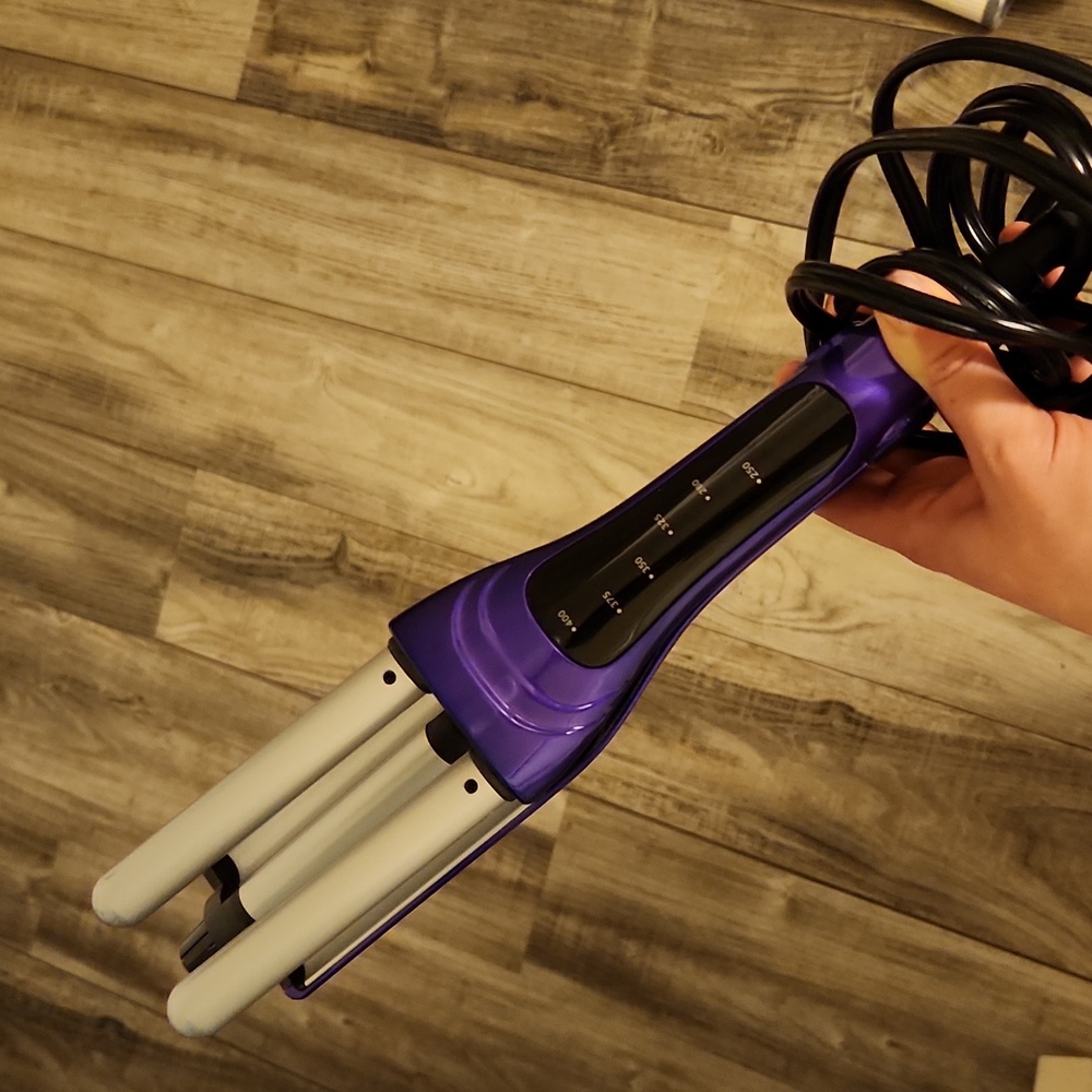 Bedhead wave hair styling tool